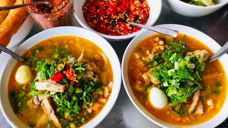 Top 15 quán ăn ngon Đà Nẵng “ăn một lần nhớ mãi”